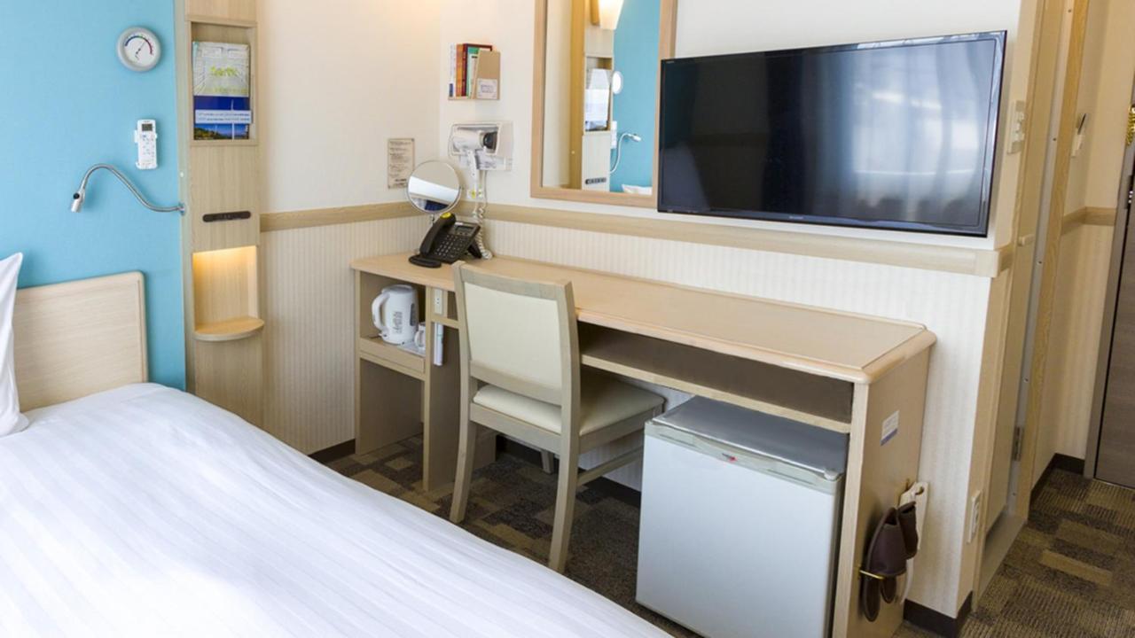 Toyoko Inn Osaka Tenjinbashi-Suji Rokuchome Экстерьер фото